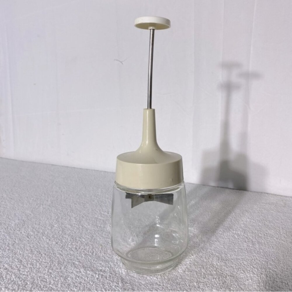Vintage MCM Gemco Manual Spring Loaded Food Chopper